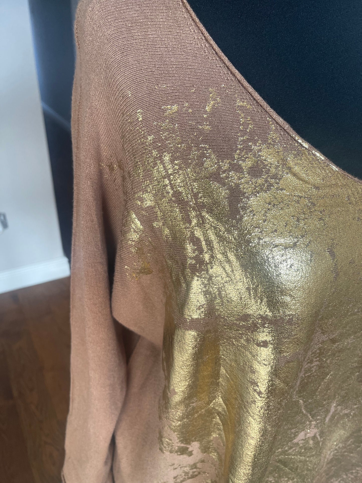 Monique - Gold Print Top - Rust