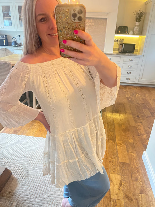 Darcy - Embroidered Top - White